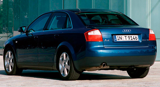 седан Audi A4 (B6) 2000–2006