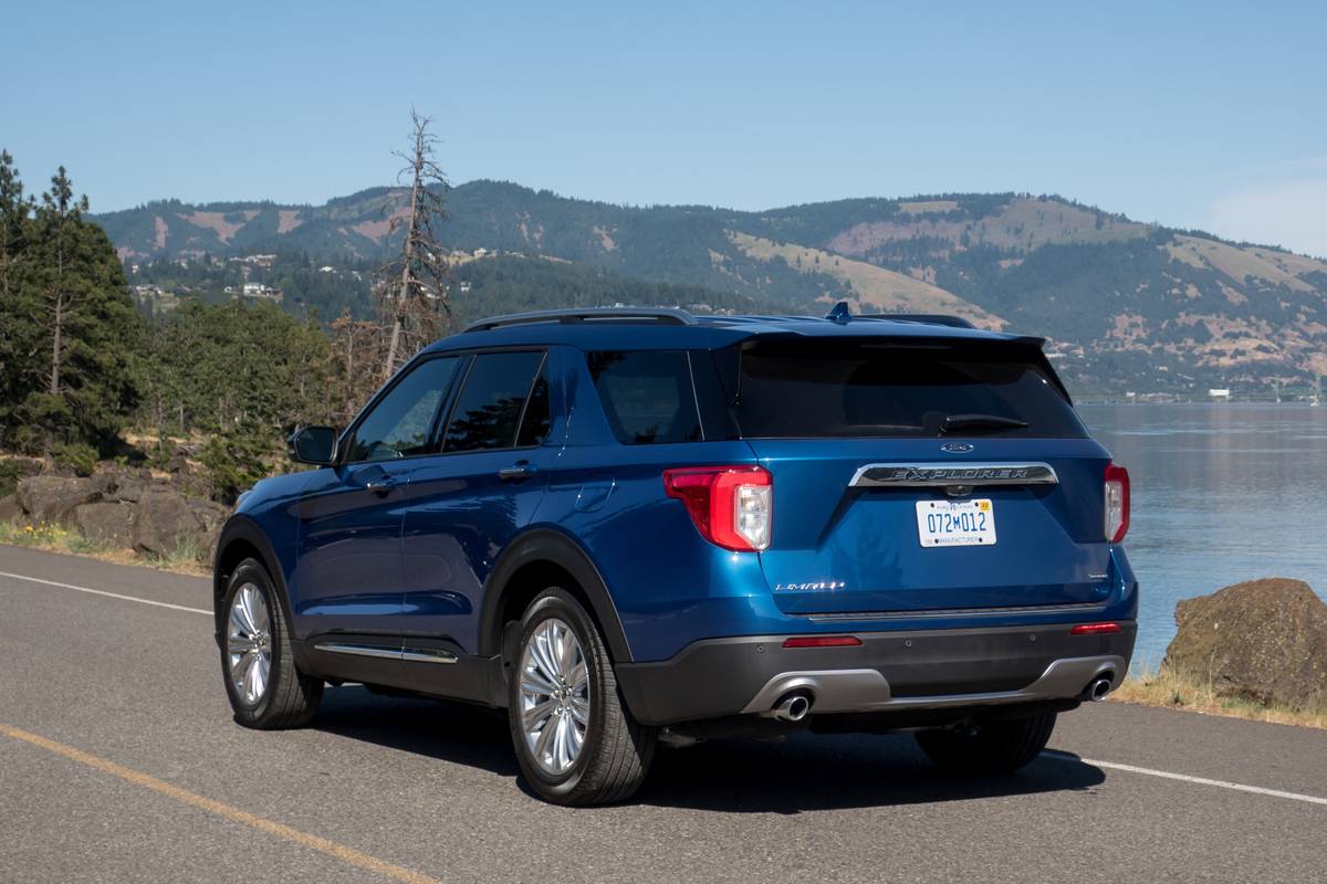 02-ford-explorer-hybrid-limited-2020-angle--blue--exterior--rear.jpg