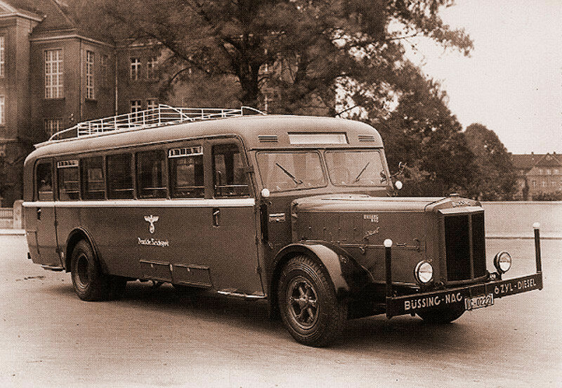 Автобус продемонстрированный на Восточно - Прусской выставке в 1936 году.jpg