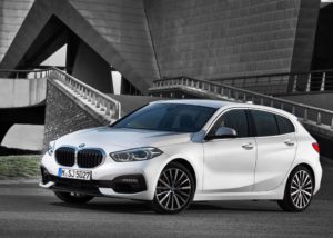 фото BMW 1-Series 2019-2020 вид спереди