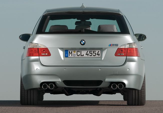 Фото туринга BMW M5 E61S